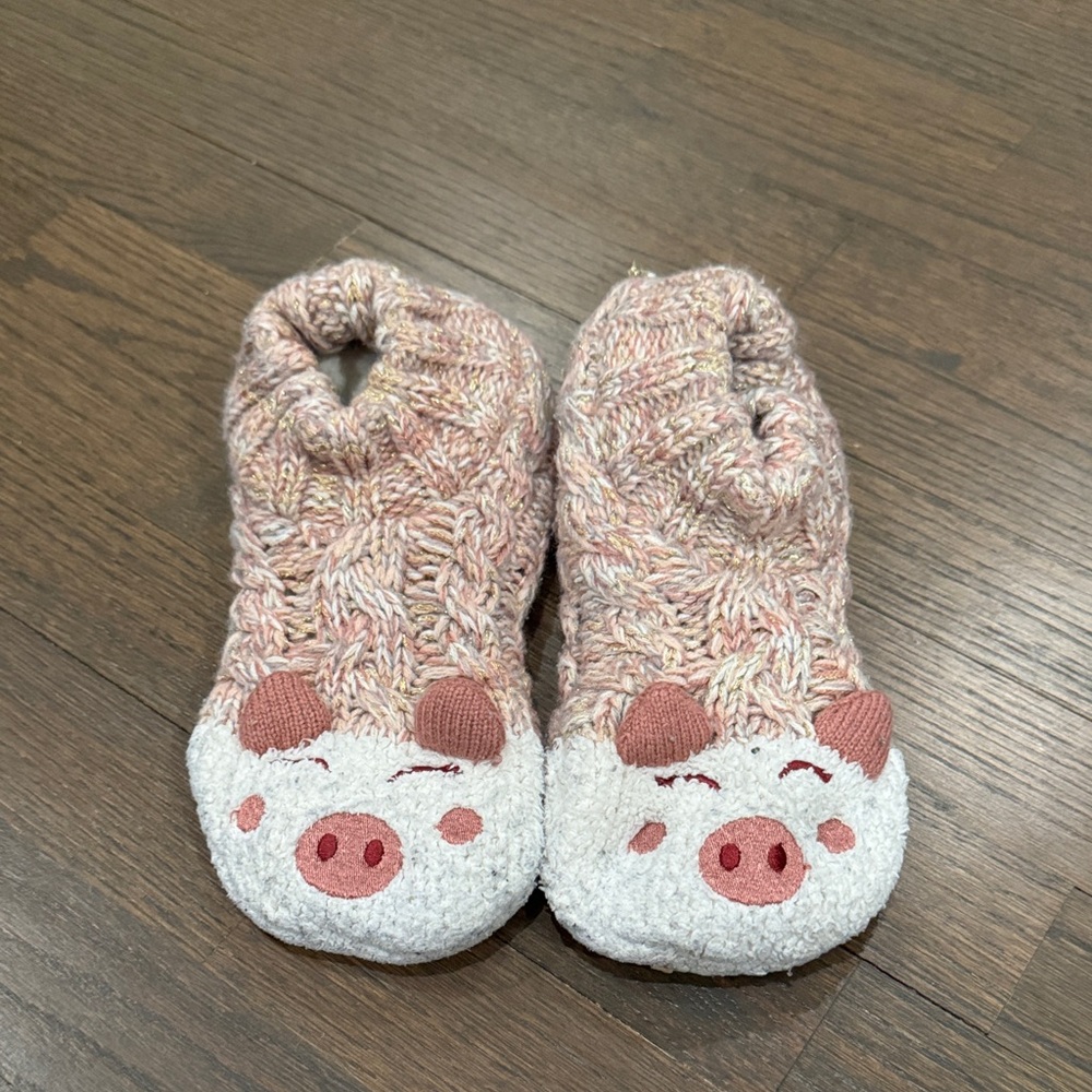 Cute Piggy Knit Slippers